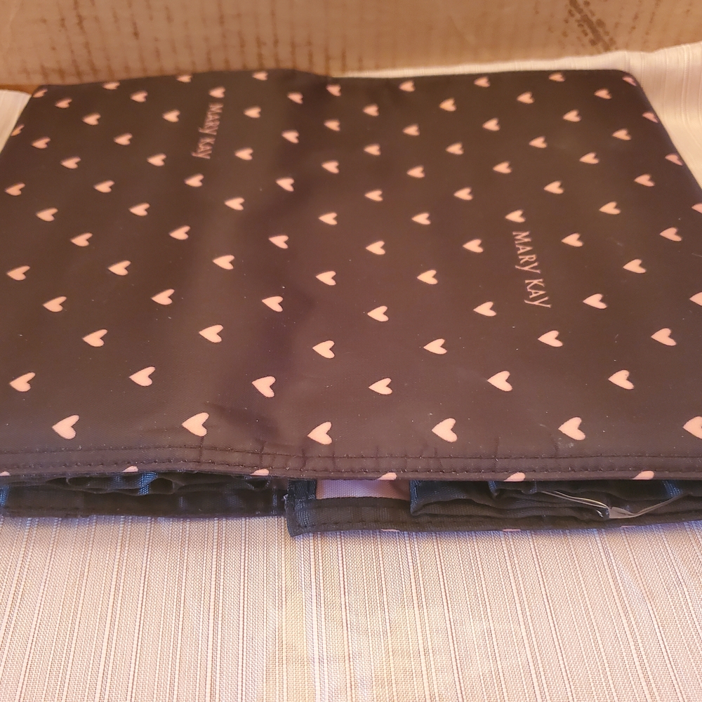Mary Kay Black and Pink Heart Organizer